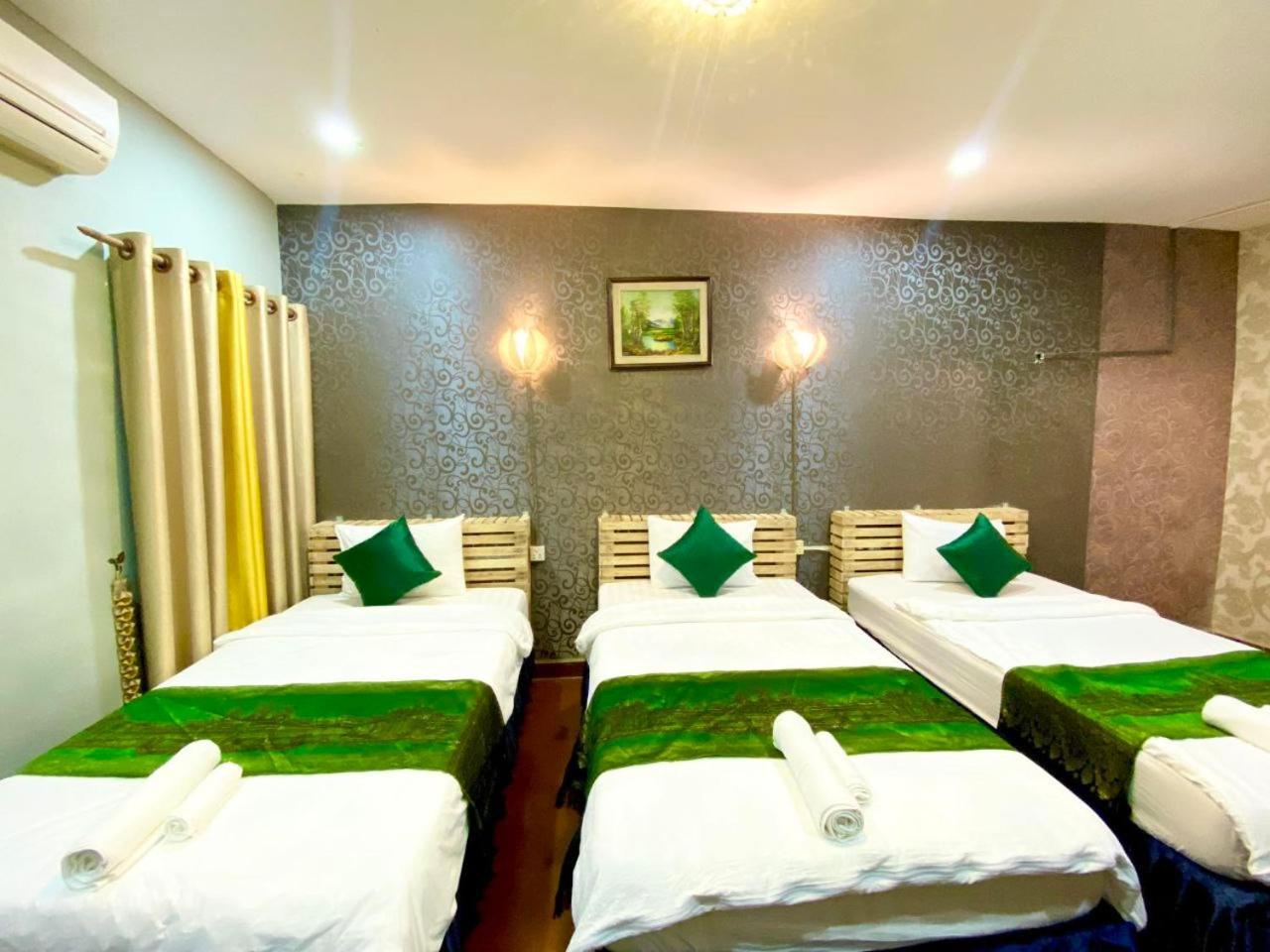 Moonlight Villa Phnom Penh Exterior foto